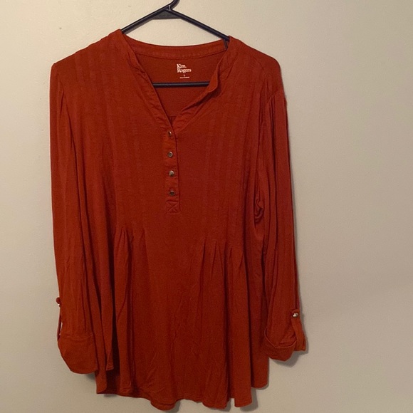 Burnt Orange Loose Blouse Cuffed Long Sleeves with Buttons | Kim Roger - Picture 1 of 5